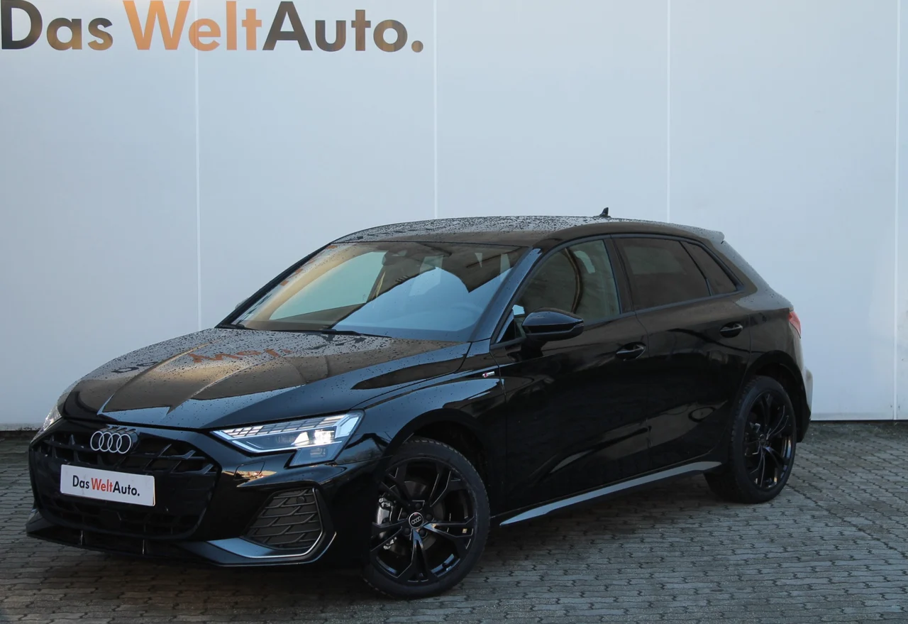 Audi A3 1,5 110 kW TFSI automat rok 2026, Mítoszfekete metál, 10 097 km, Węgry — zdjęcie 1