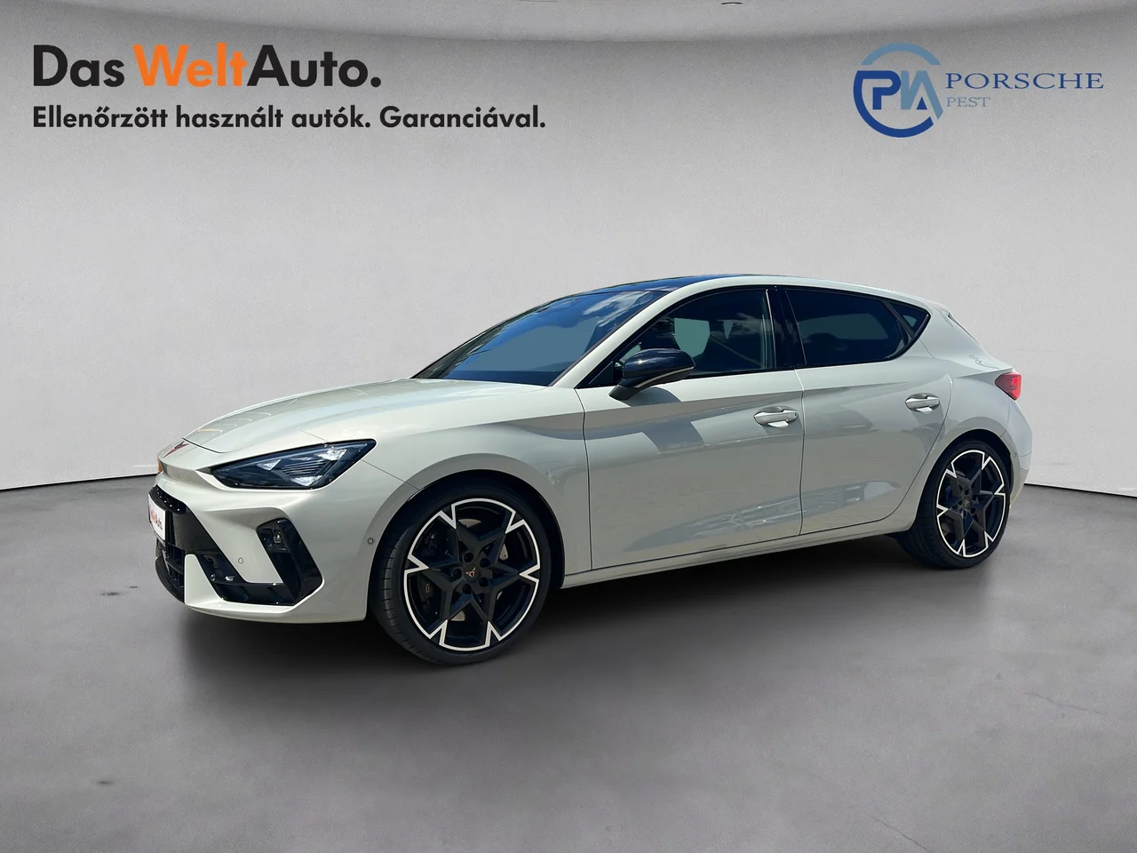 CUPRA Leon 2,0 TSI 239 kW DSG rok 2026, Taiga szürke metál, 1500 km, Węgry — zdjęcie 1