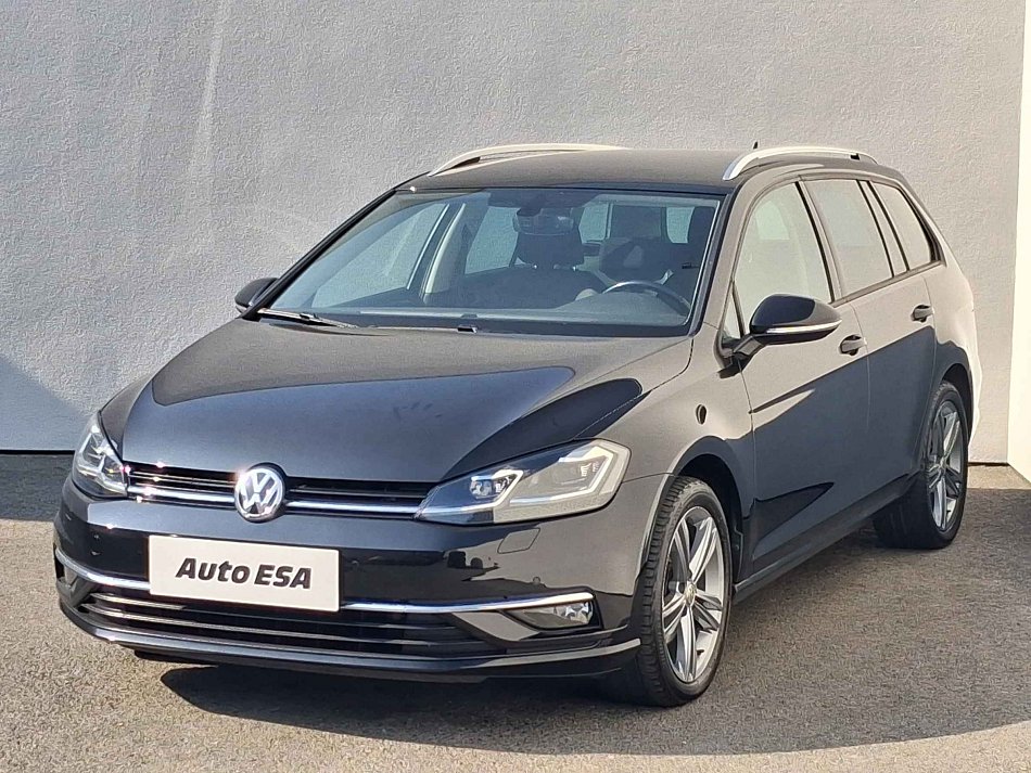 Volkswagen Golf 1,6 TDI 85 kW automat rok 2017, 129 760 km, Czechy — zdjęcie 3 z 19