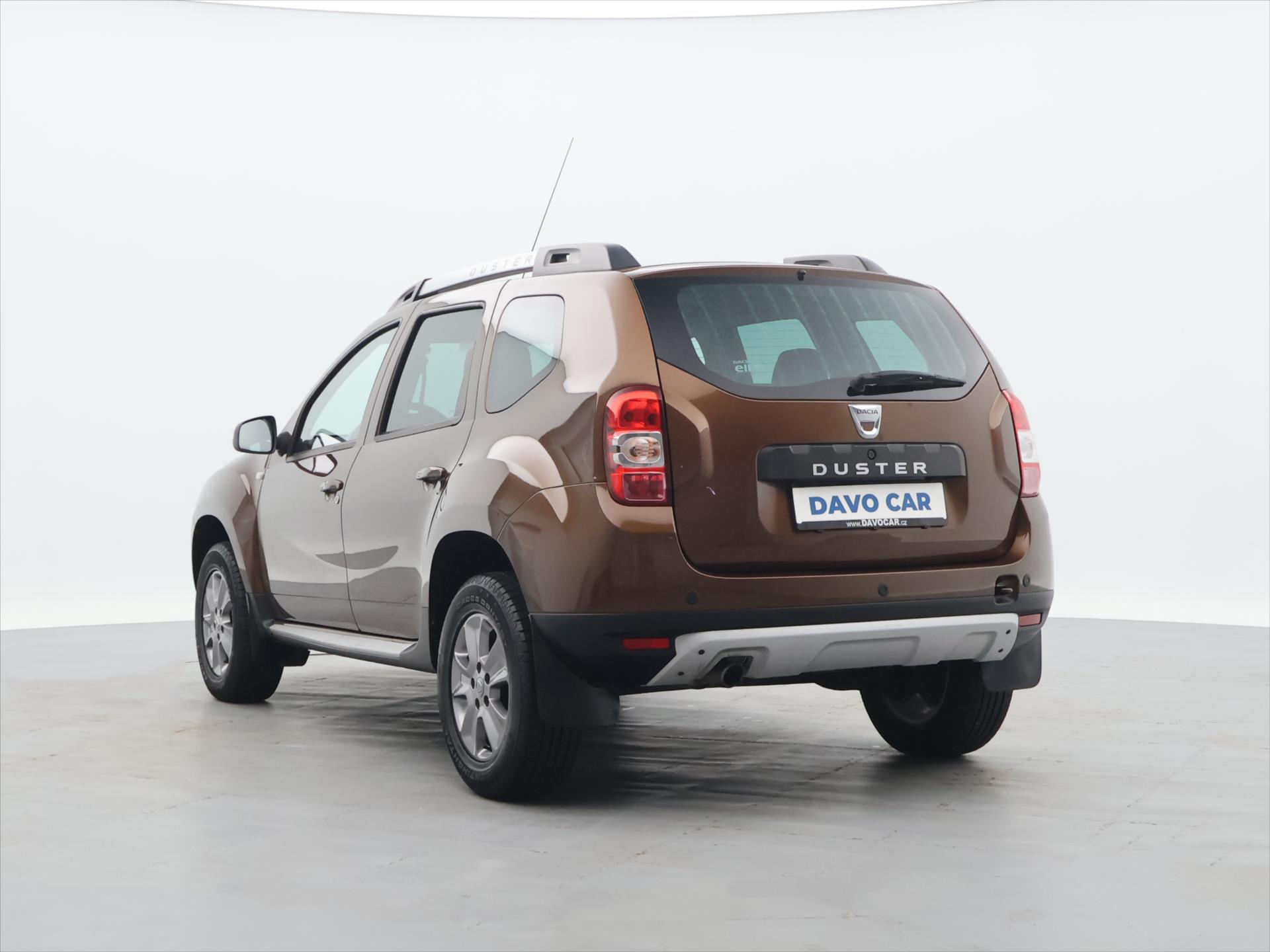 Dacia Duster Exception 1,2 TCe 92 kW 92kW rok 2014, 50 363 km, Czechy — zdjęcie 5 z 33