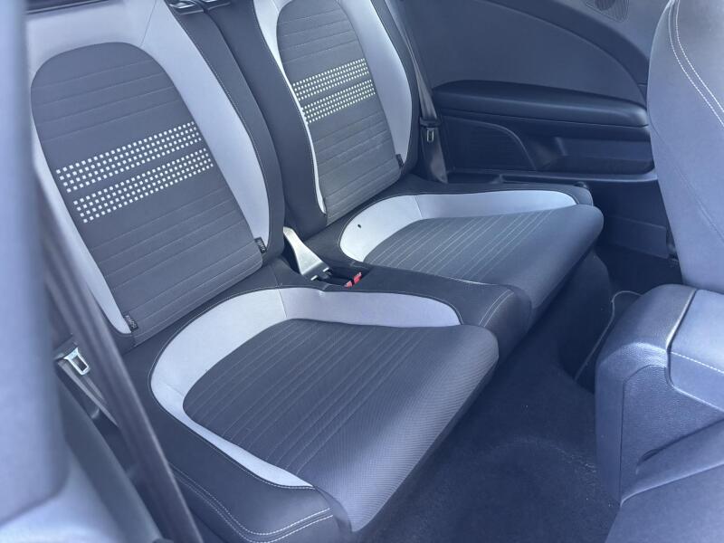 Volkswagen Scirocco 2 2,0 TDI 130 kW 130kw rok 2013, 79 600 km, Czechy — zdjęcie 14 z 17