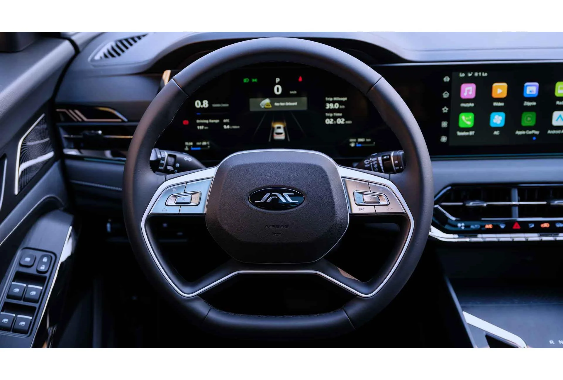 JAC JS8 automat, 0 km, Polska — zdjęcie 2 z 4