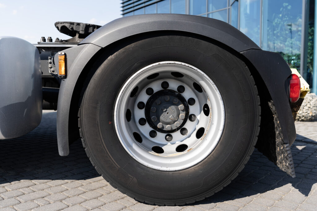 DAF Ft rok 2018, 631 000 km, import W magazynie w UE — zdjęcie 15 z 60
