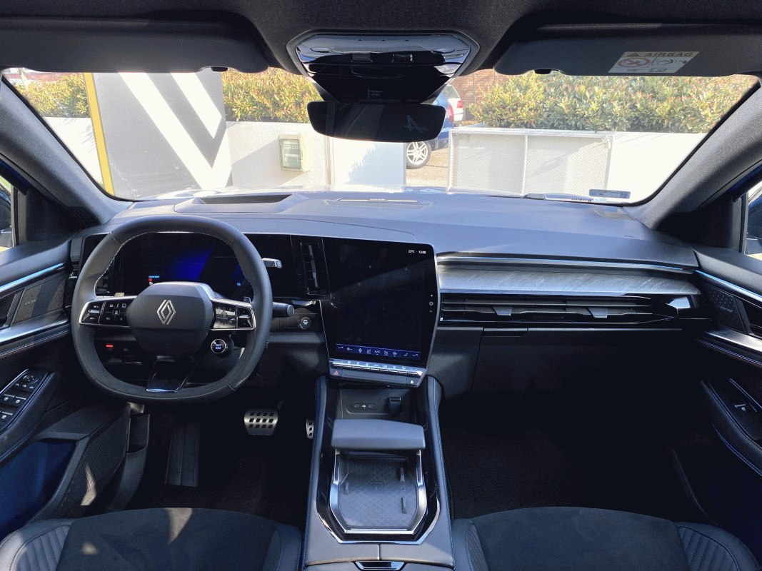 Renault Rafale 1,2 147 kW rok 2024, 18 358 km, Węgry — zdjęcie 5 z 6