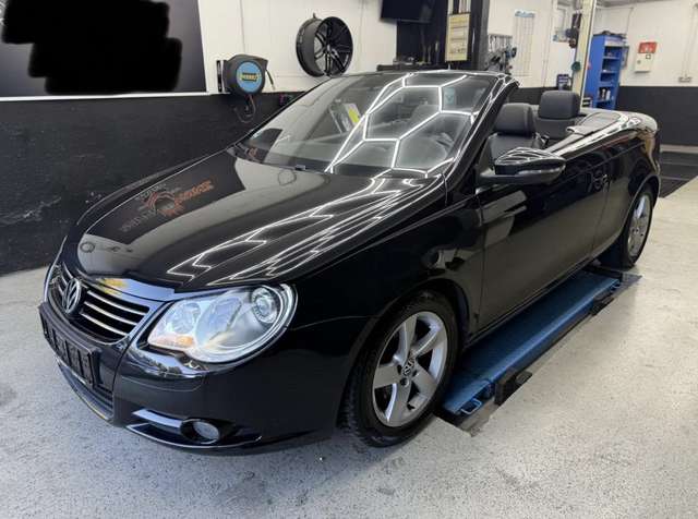 Volkswagen Eos 1,4 118 kW manualna rok 2010, 155 000 km, Węgry — zdjęcie 8 z 15