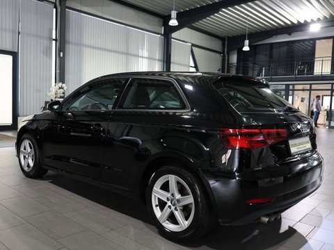 Audi a3 2,0 TDI 110 kW manualna rok 2016, 115 000 km, Niemcy — zdjęcie 9 z 35