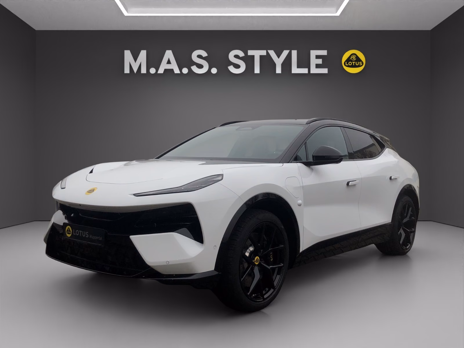 Lotus 450 kW automat rok 2026, 9950 km, Niemcy — zdjęcie 4 z 28