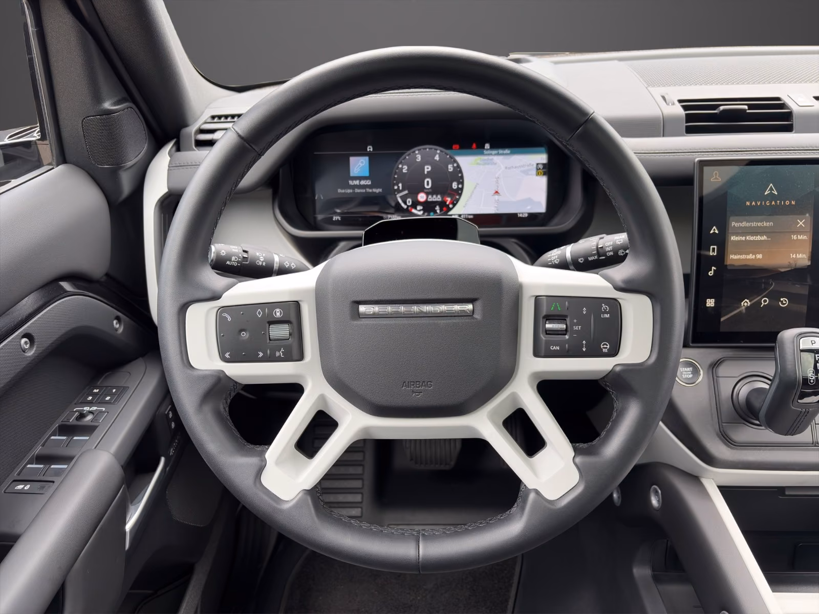 Lotus 298 kW automat rok 2026, 5950 km, Niemcy — zdjęcie 13 z 24