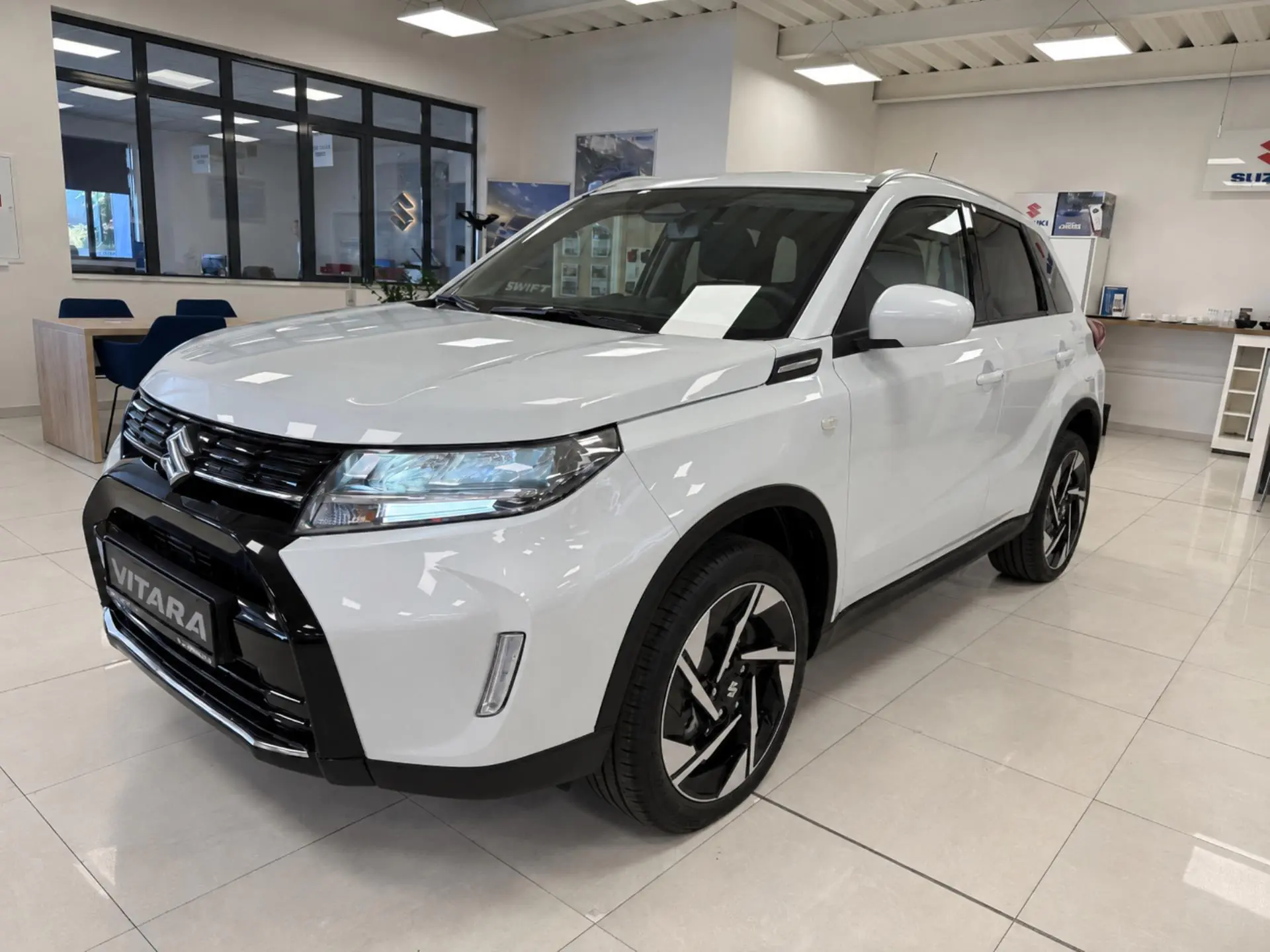 Suzuki Cross 4x4 manualna rok 2026, Czechy — zdjęcie 4 z 13