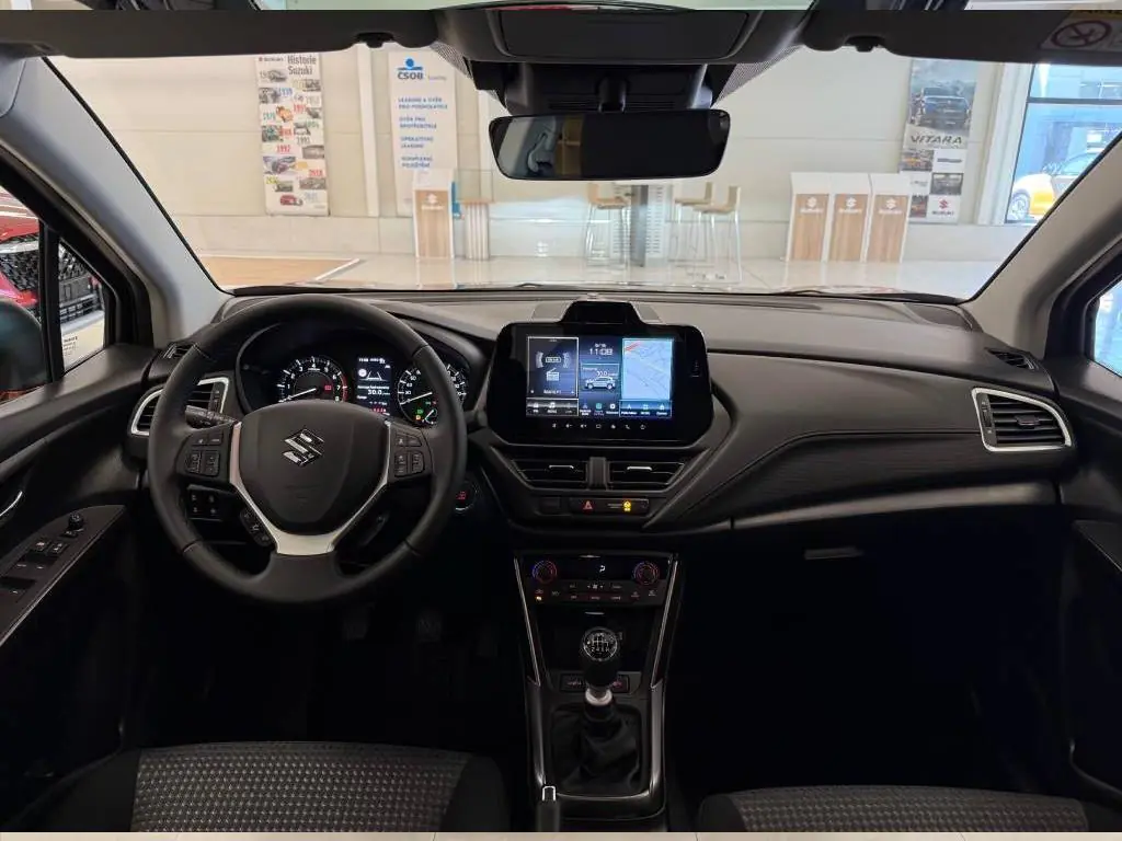 Suzuki Cross 4x4 manualna rok 2026, Czechy — zdjęcie 6 z 18
