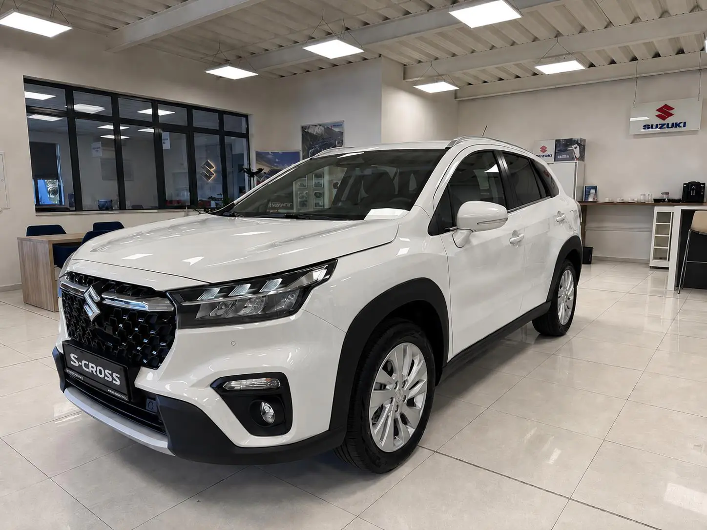 Suzuki Cross 4x4 manualna rok 2026, Czechy — zdjęcie 2 z 13