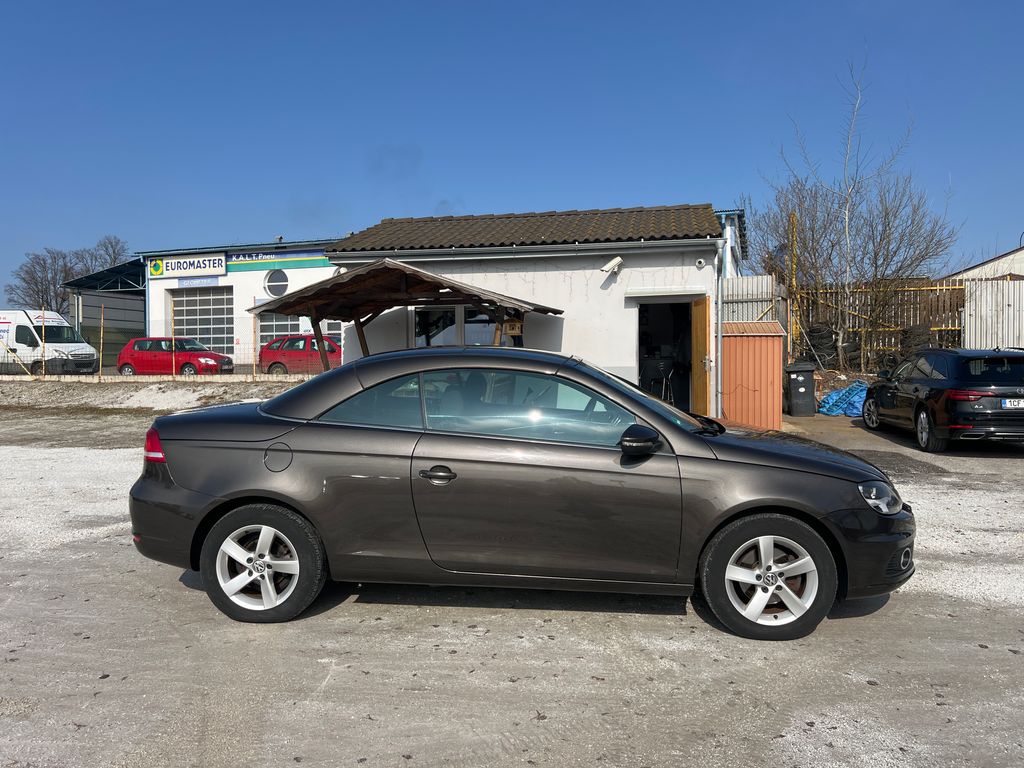 Volkswagen Eos 1 rok 2011, 158 900 km, Czechy — zdjęcie 2 z 23