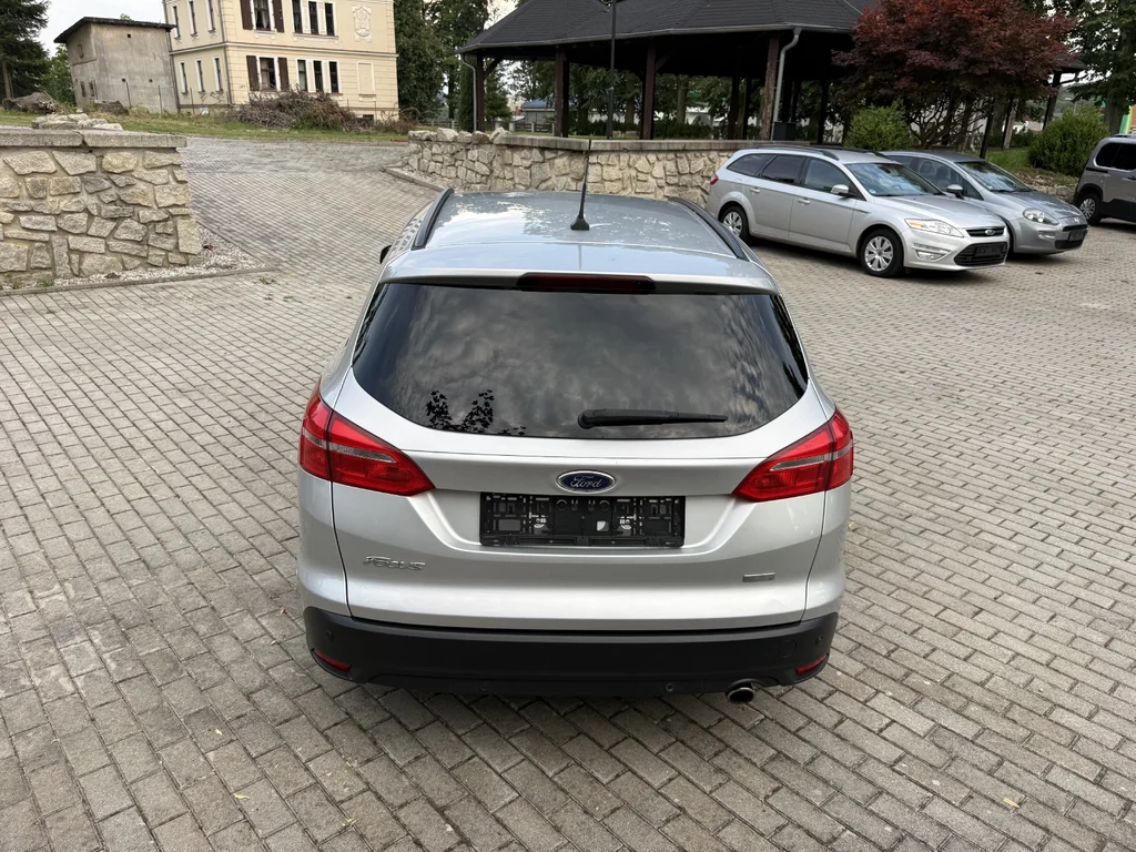 Ford Focus Ecoboost 1,5 110 kW 1.5i 110kW rok 2018, 120 711 km, Czechy — zdjęcie 14 z 40