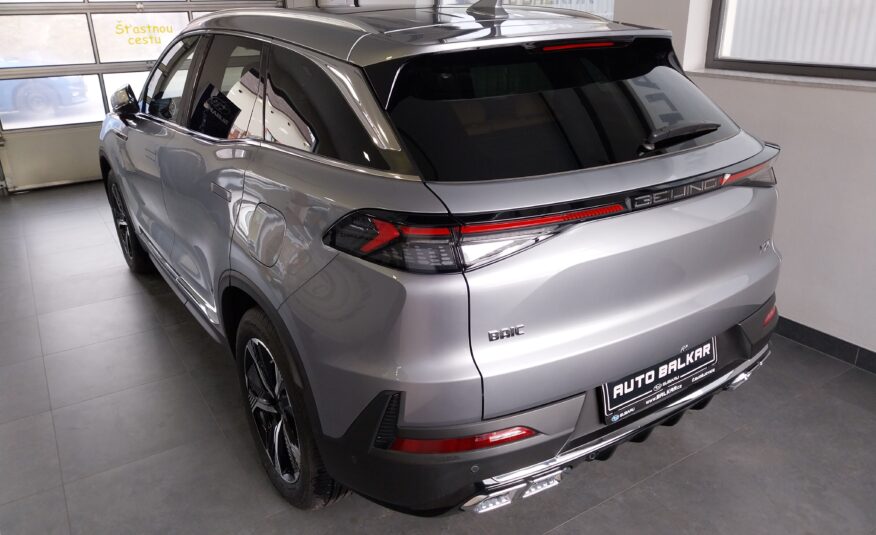 BAIC x7 138 kW automat, Czechy — zdjęcie 9 z 22
