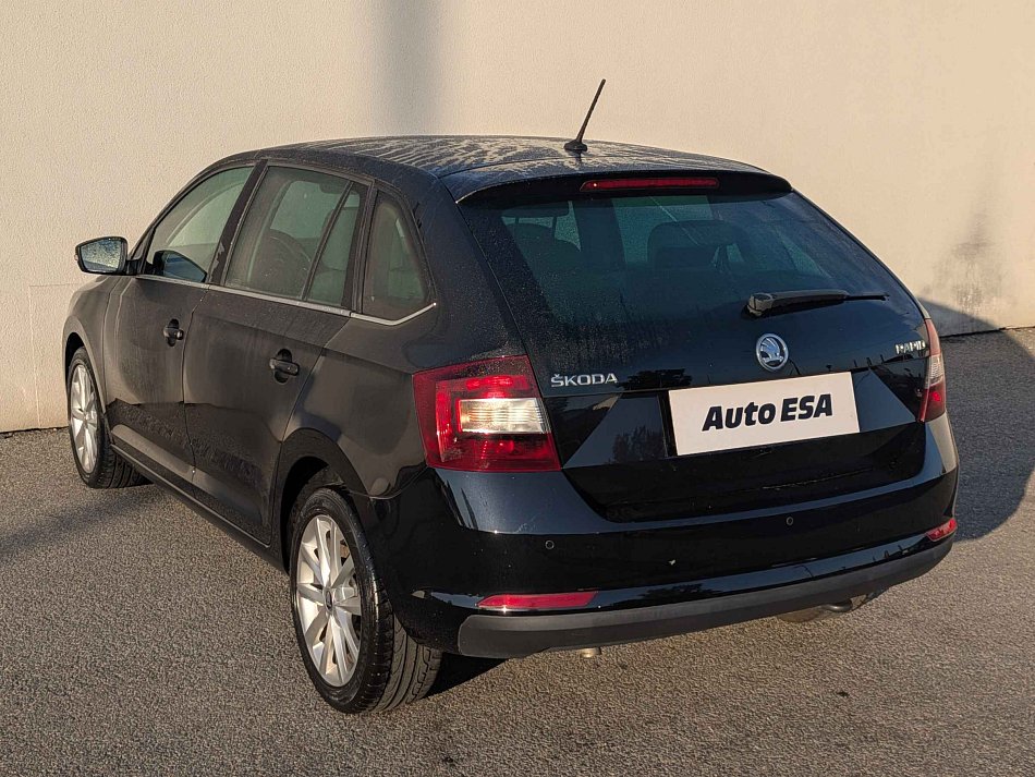 Škoda Rapid 70 kW 1.0 TSi automat rok 2018, 50 578 km, Czechy — zdjęcie 6 z 22