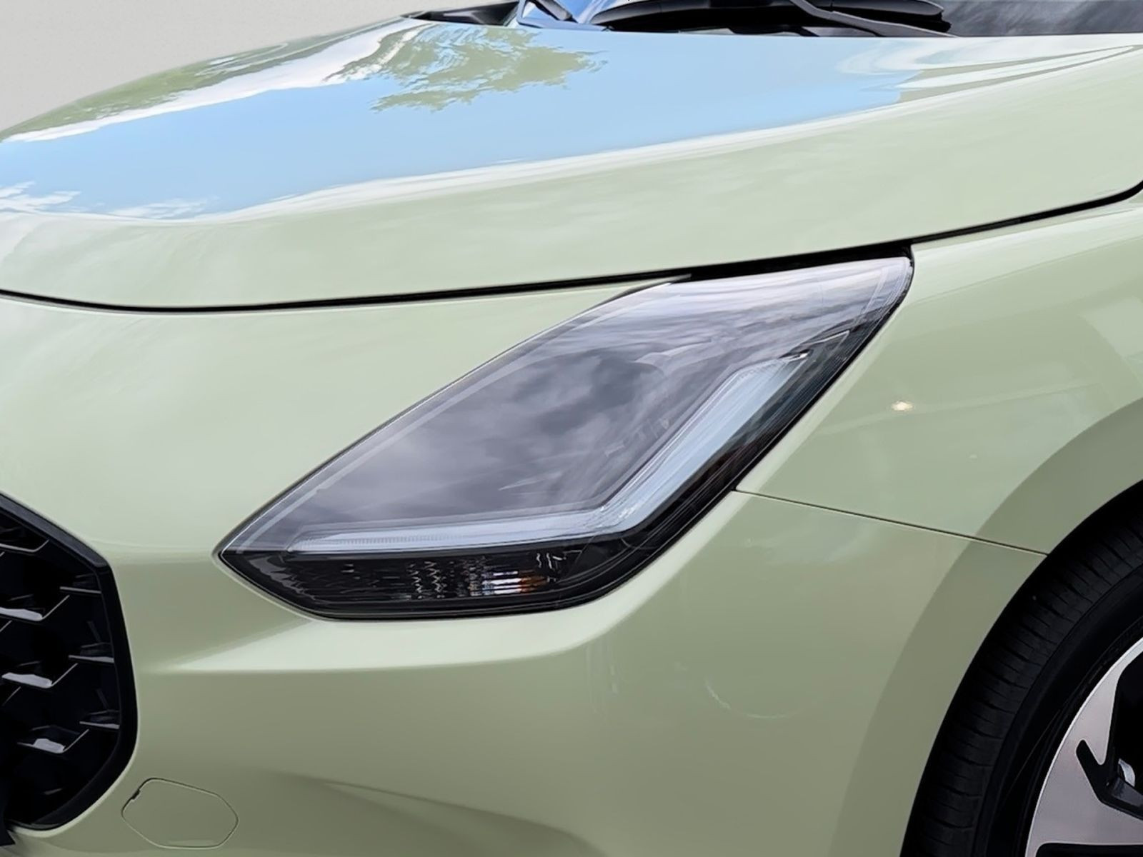 Suzuki Swift Comfort+ Hybrid 4,4 61 kW manualna rok 2026, 100 km, Niemcy — zdjęcie 5 z 14