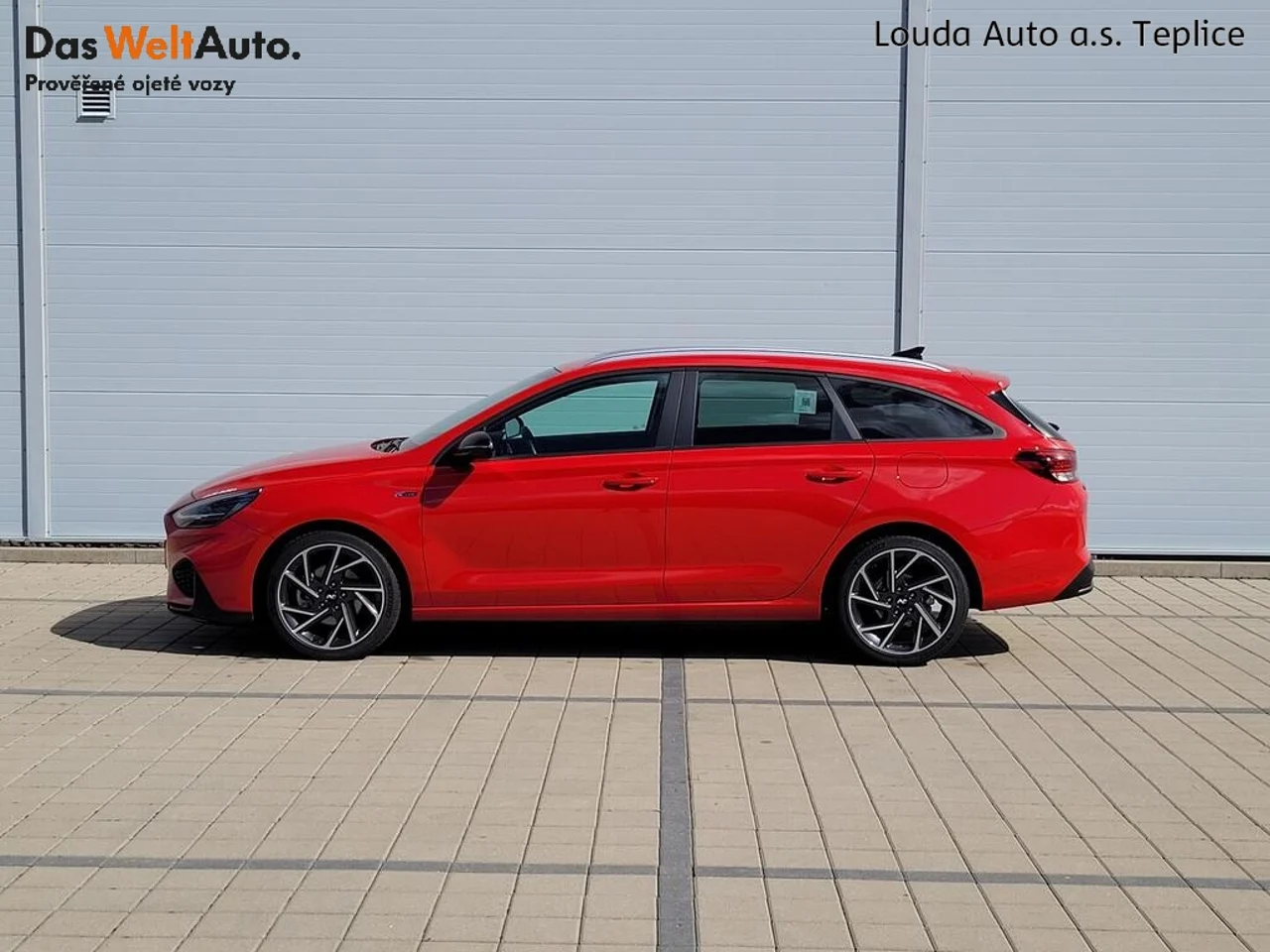 Hyundai I30 117 kW 1.5 T-GDI manuál rok 2024, czerwony, 15 727 km, Czechy — zdjęcie 8 z 27