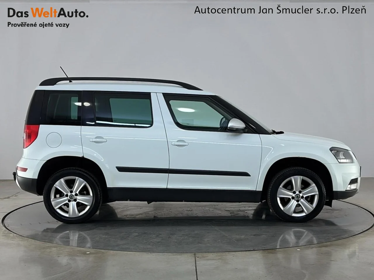 Škoda Yeti 4x4 2,0 TDI 81 kW manualna rok 2016, bílá metalická, 209 929 km, Czechy — zdjęcie 16 z 25