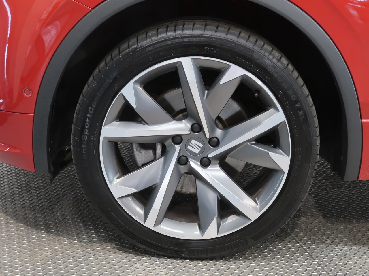 Seat Tarraco 4x4 2,0 TDI 147 kW 2.0TDI 147KW DSG rok 2024, červená - metalická, 44 431 km, Czechy — zdjęcie 12 z 40