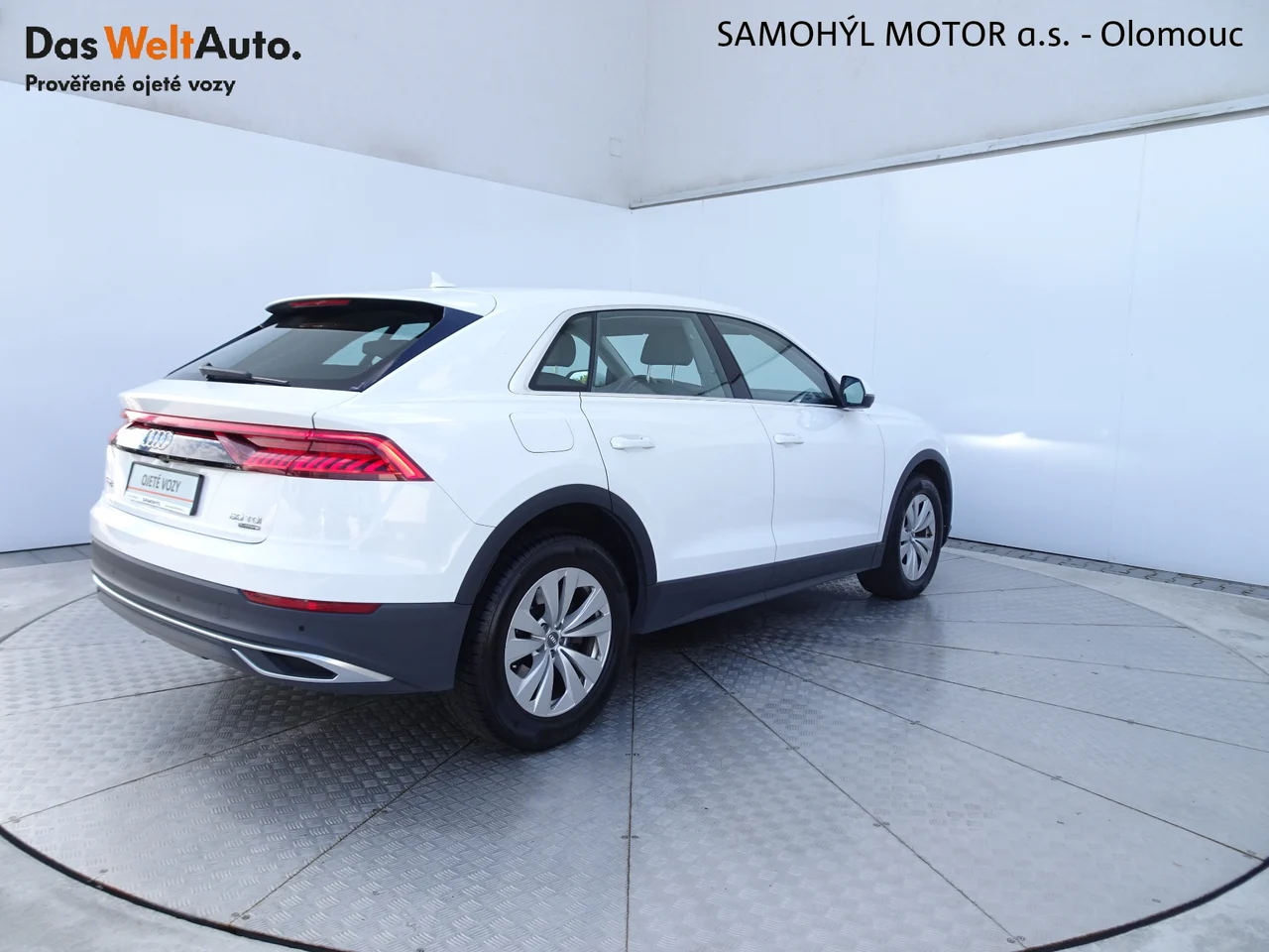 Audi Q8 quattro 3,0 210 kW Tiptronic rok 2018, biały, 252 000 km, Czechy — zdjęcie 8 z 35