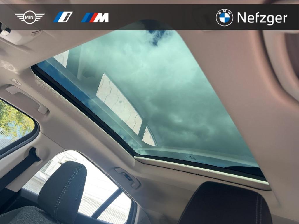 BMW iX2 automat rok 2025, 1500 km, Niemcy — zdjęcie 16 z 29