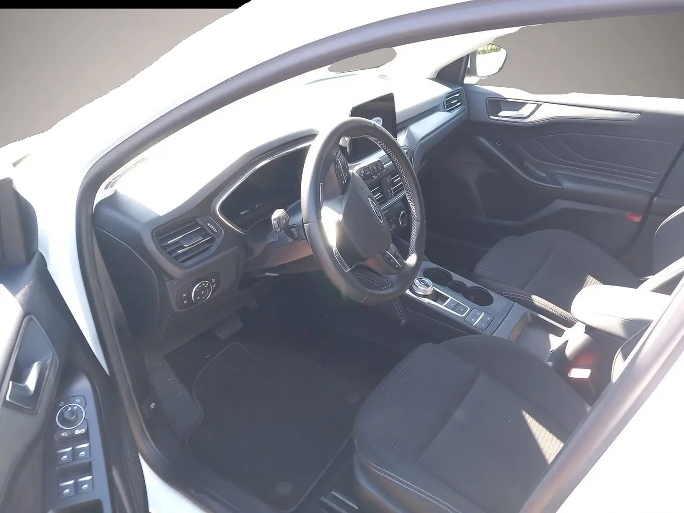 Ford Focus 1,5 110 kW automat rok 2022, biały, 57 650 km, Niemcy — zdjęcie 5 z 7
