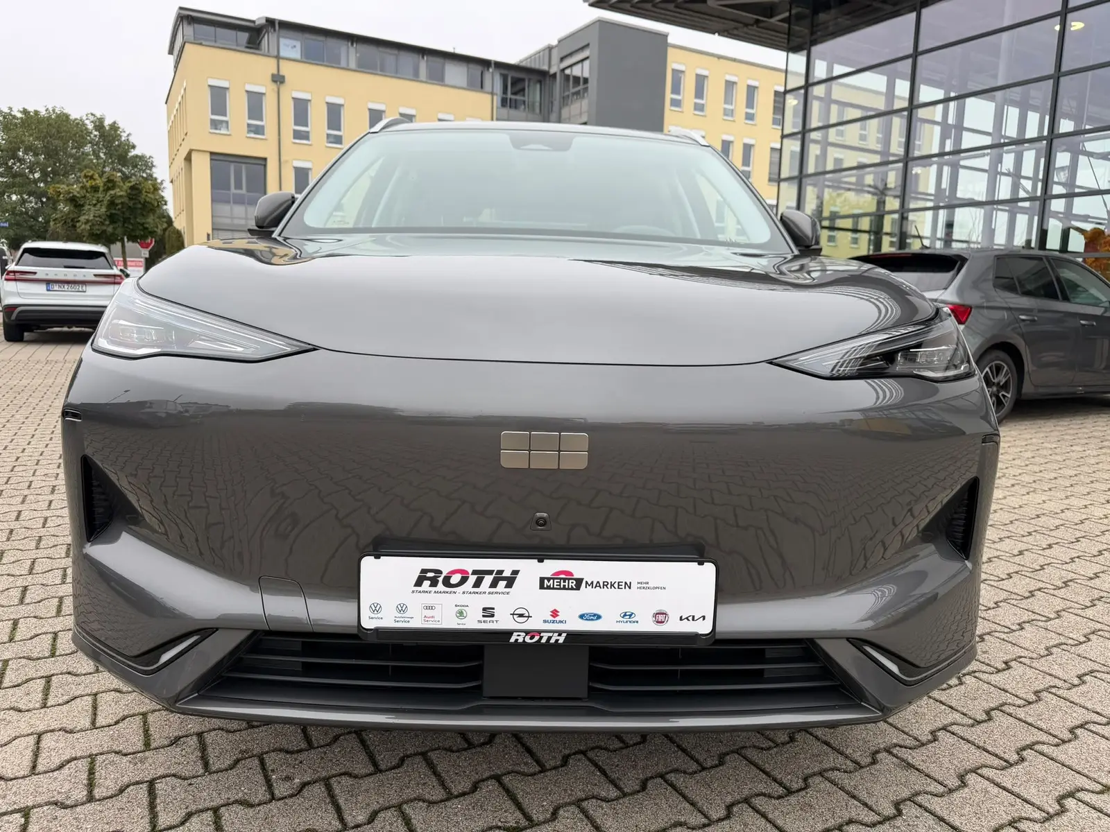 Geely E5 160 kW automat, szary, 99 km, Niemcy — zdjęcie 10 z 28