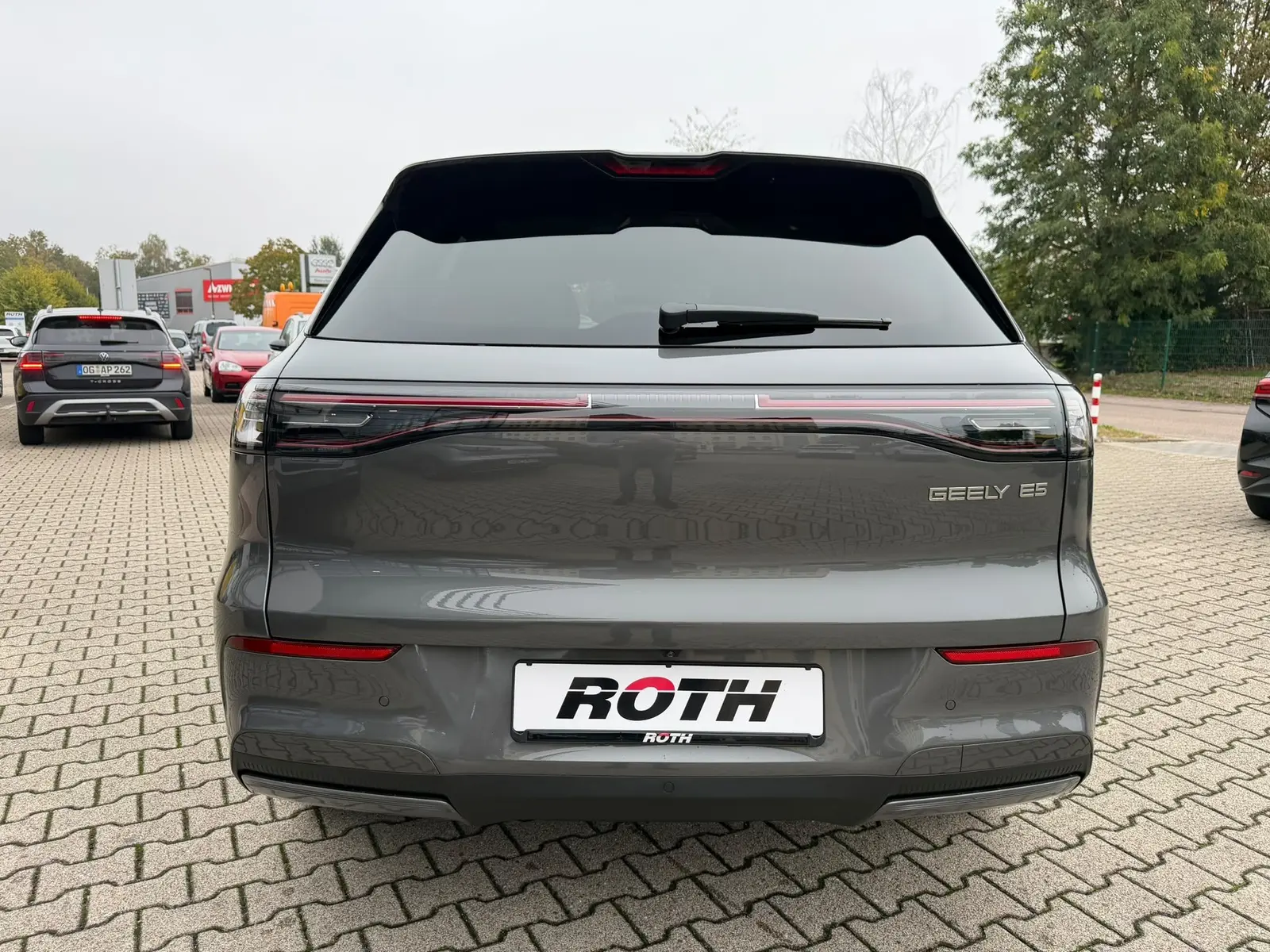 Geely E5 160 kW automat, szary, 99 km, Niemcy — zdjęcie 6 z 28
