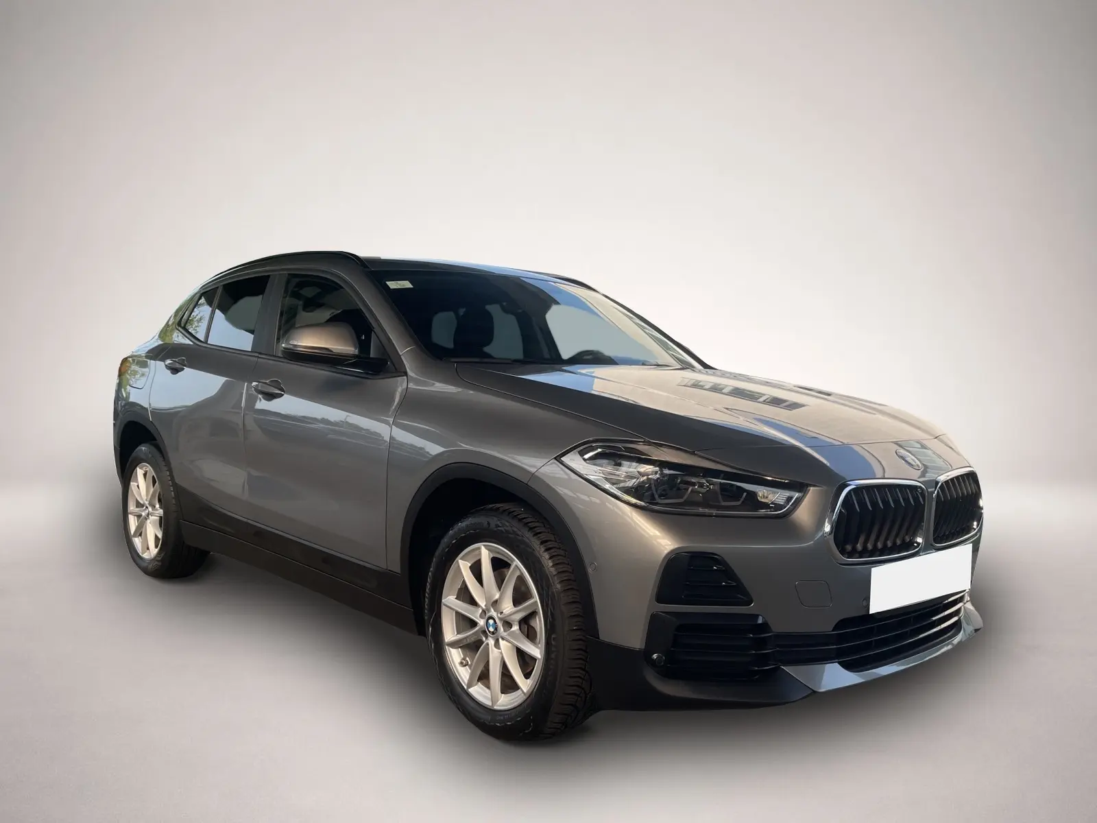 BMW X2 1,5 100 kW automat rok 2023, szary, 85 000 km, Niemcy — zdjęcie 6 z 8