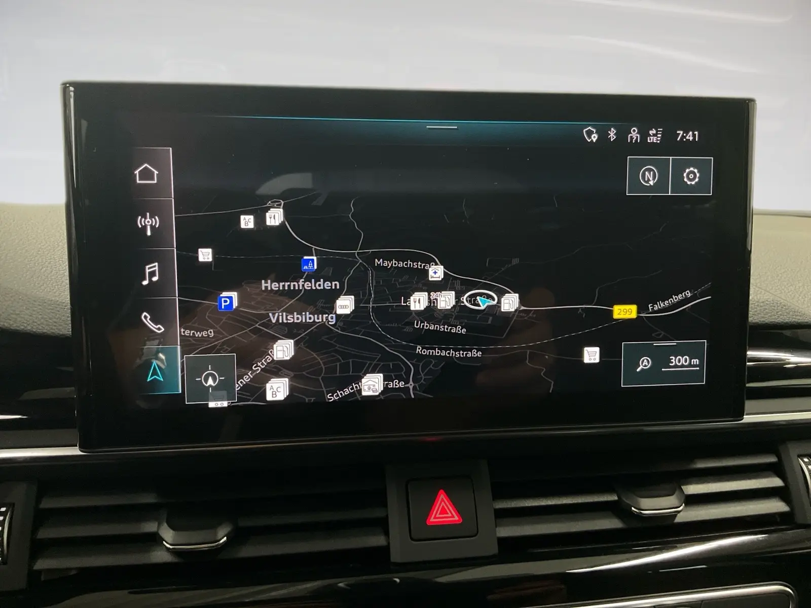Audi S5 4x4 3,0 251 kW automat rok 2023, biały, 53 090 km, Niemcy — zdjęcie 12 z 22