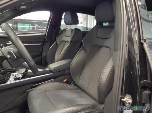Audi Q8 4x4 250 kW automat rok 2023, Mythosschwarz Metallic, 77 950 km, Niemcy — zdjęcie 6 z 12