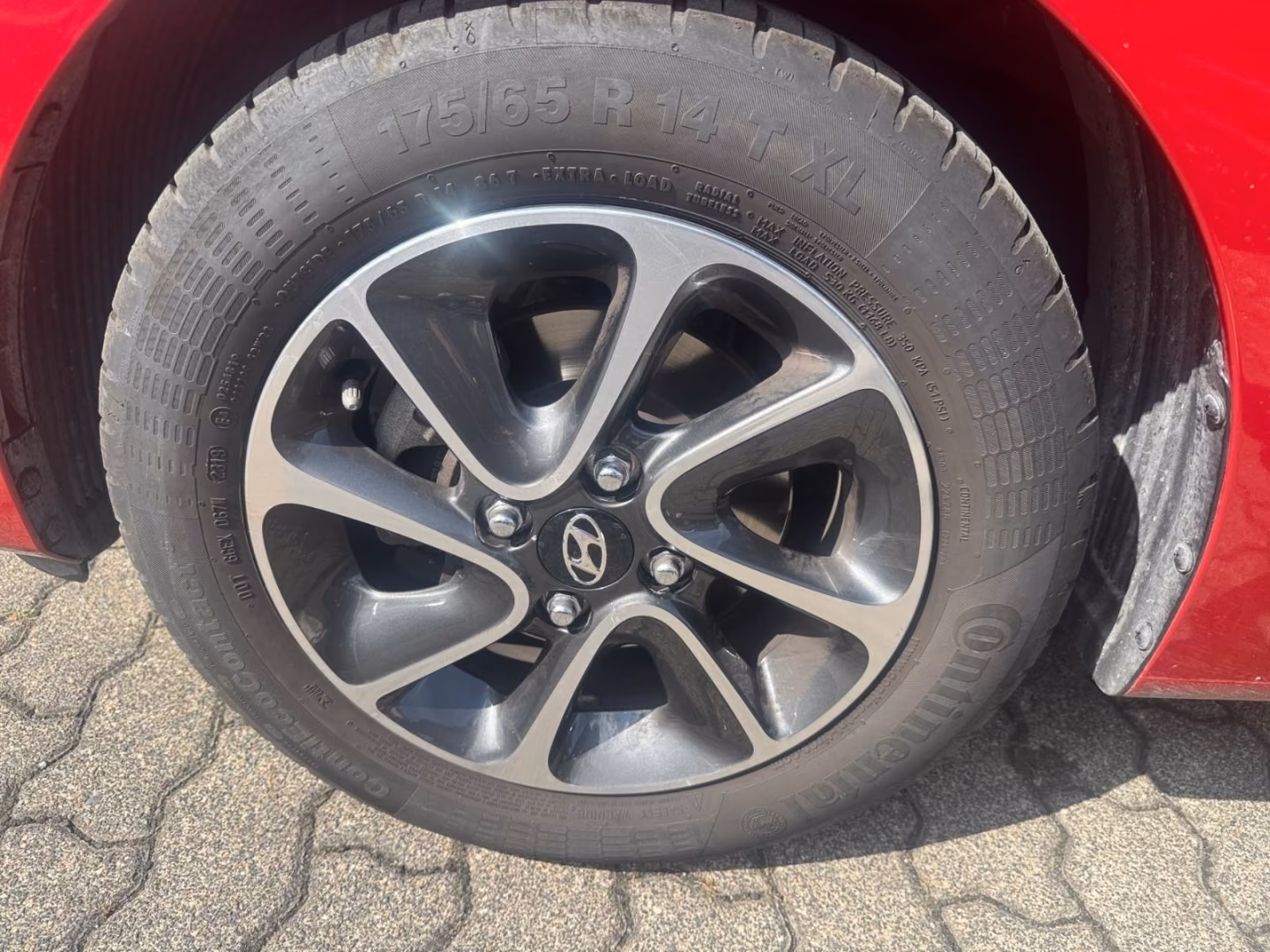 Hyundai I10 1,2 64 kW manualna rok 2019, 16 421 km, Niemcy — zdjęcie 9 z 23