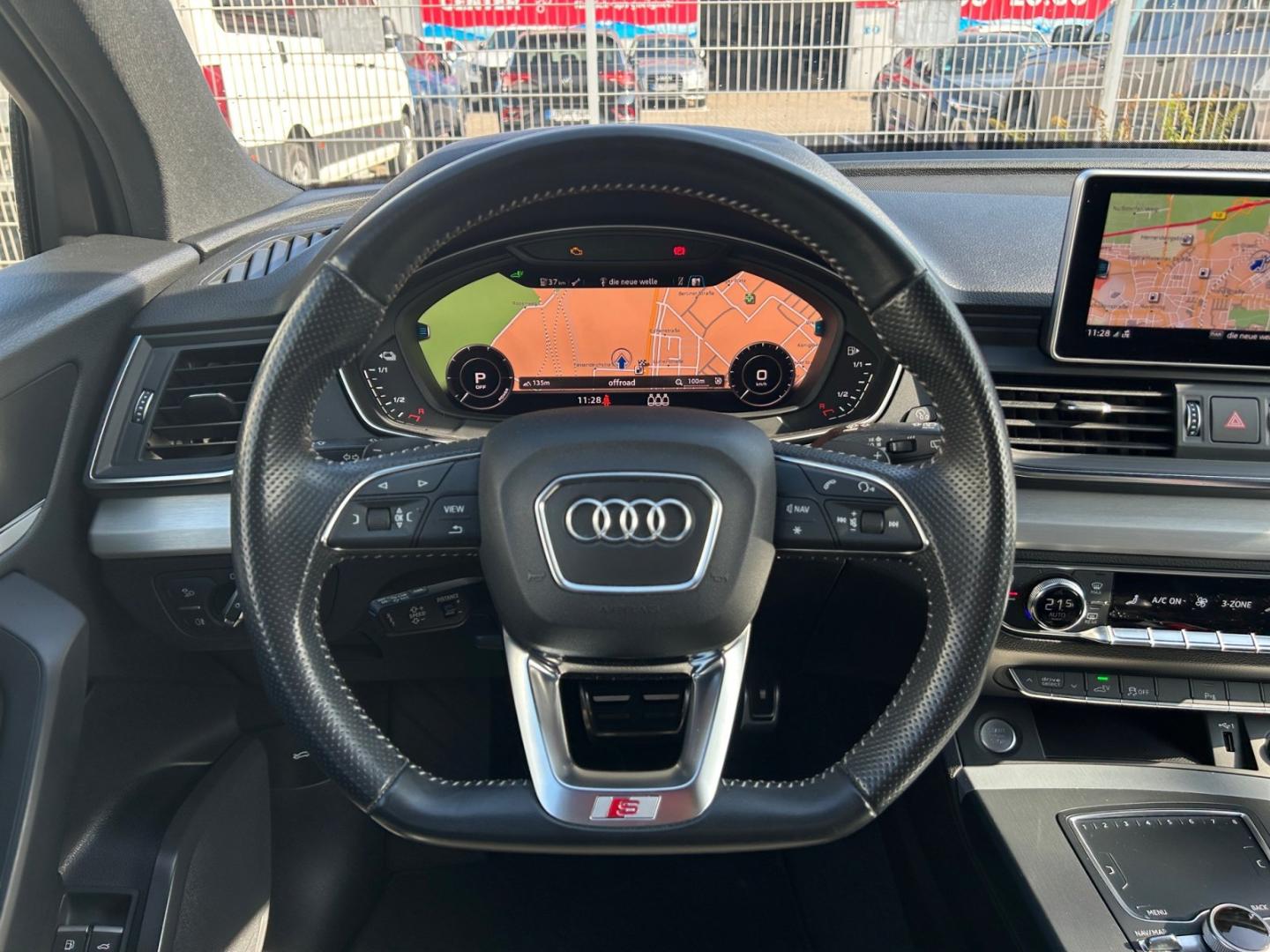 Audi Q5 4x4 2,0 TFSI 185 kW 270 automat rok 2020, Brillantschwarz, 77 000 km, Niemcy — zdjęcie 11 z 17
