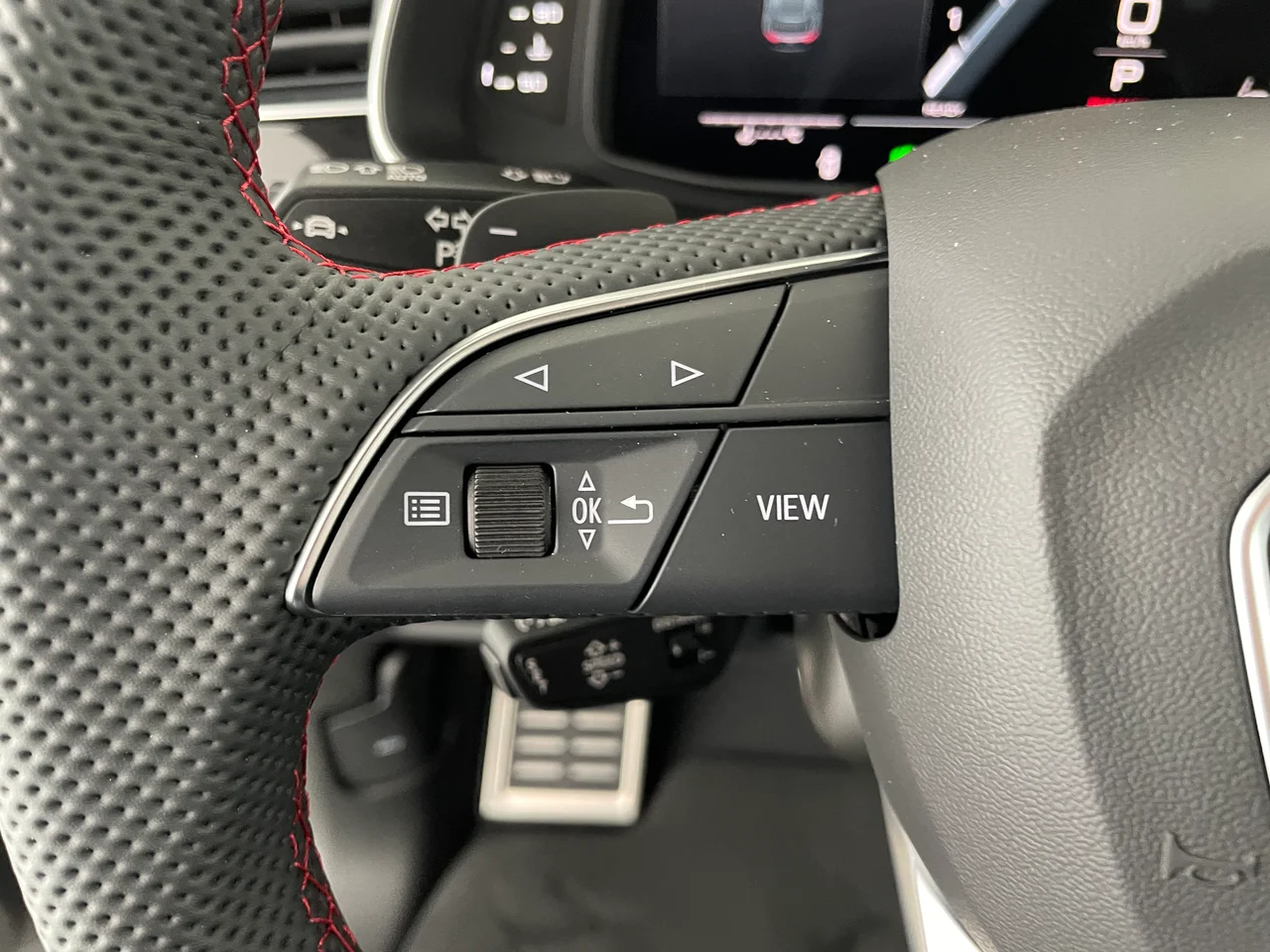 Audi SQ8 4x4 4,0 373 kW TFSI automat rok 2026, Mythosschwarz Metallic, 14 300 km, Austria — zdjęcie 14 z 40