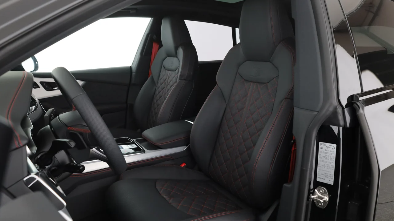 Audi SQ8 4x4 4,0 373 kW TFSI automat rok 2026, Mythosschwarz Metallic, 240 km, Austria — zdjęcie 9 z 29