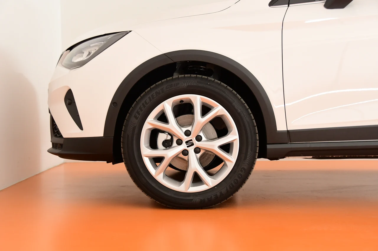 Seat Arona 1,0 TSI 70 kW manualna rok 2025, Candy-Weiß, 9057 km, Austria — zdjęcie 15 z 15