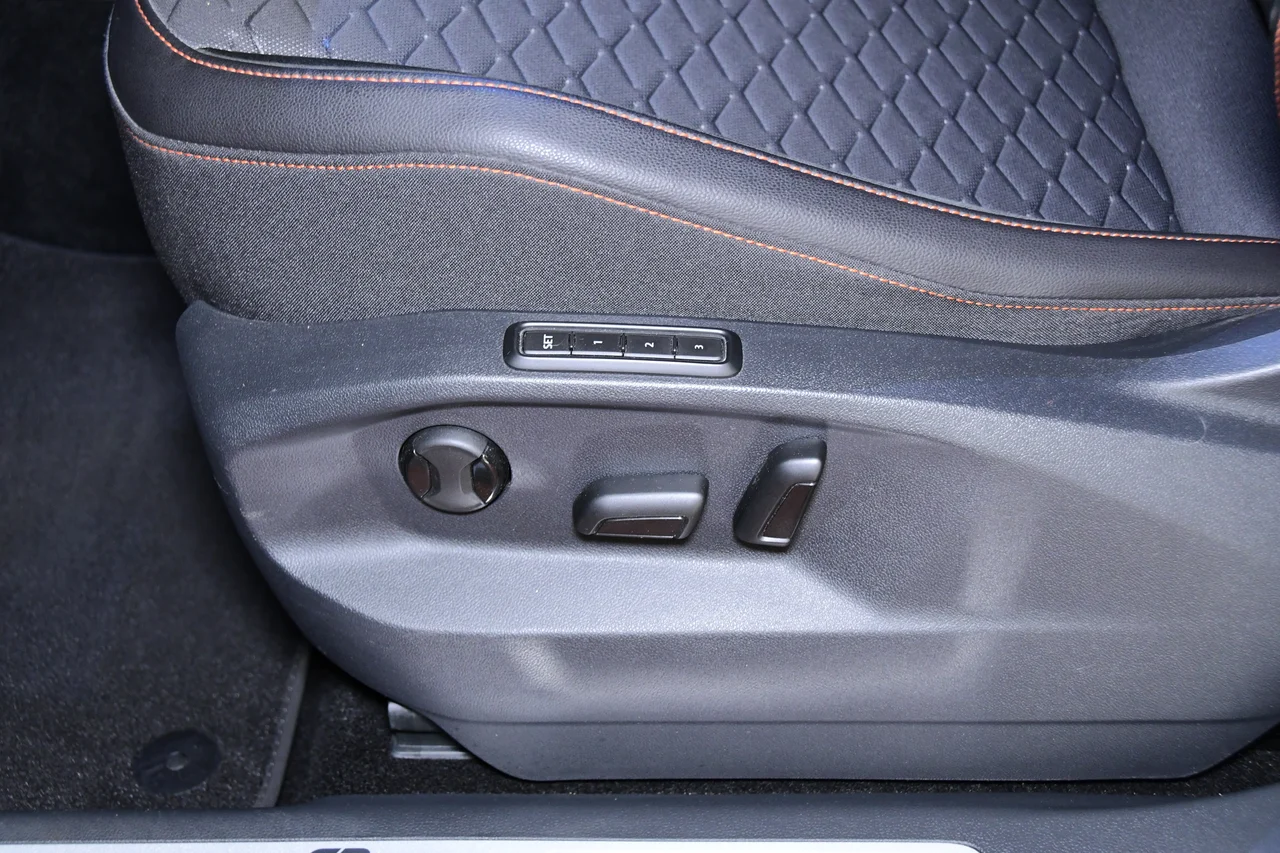 Seat Tarraco 4x4 2,0 TDI 147 kW DSG rok 2024, Edel-Schwarz Metallic, 41 216 km, Austria — zdjęcie 9 z 15