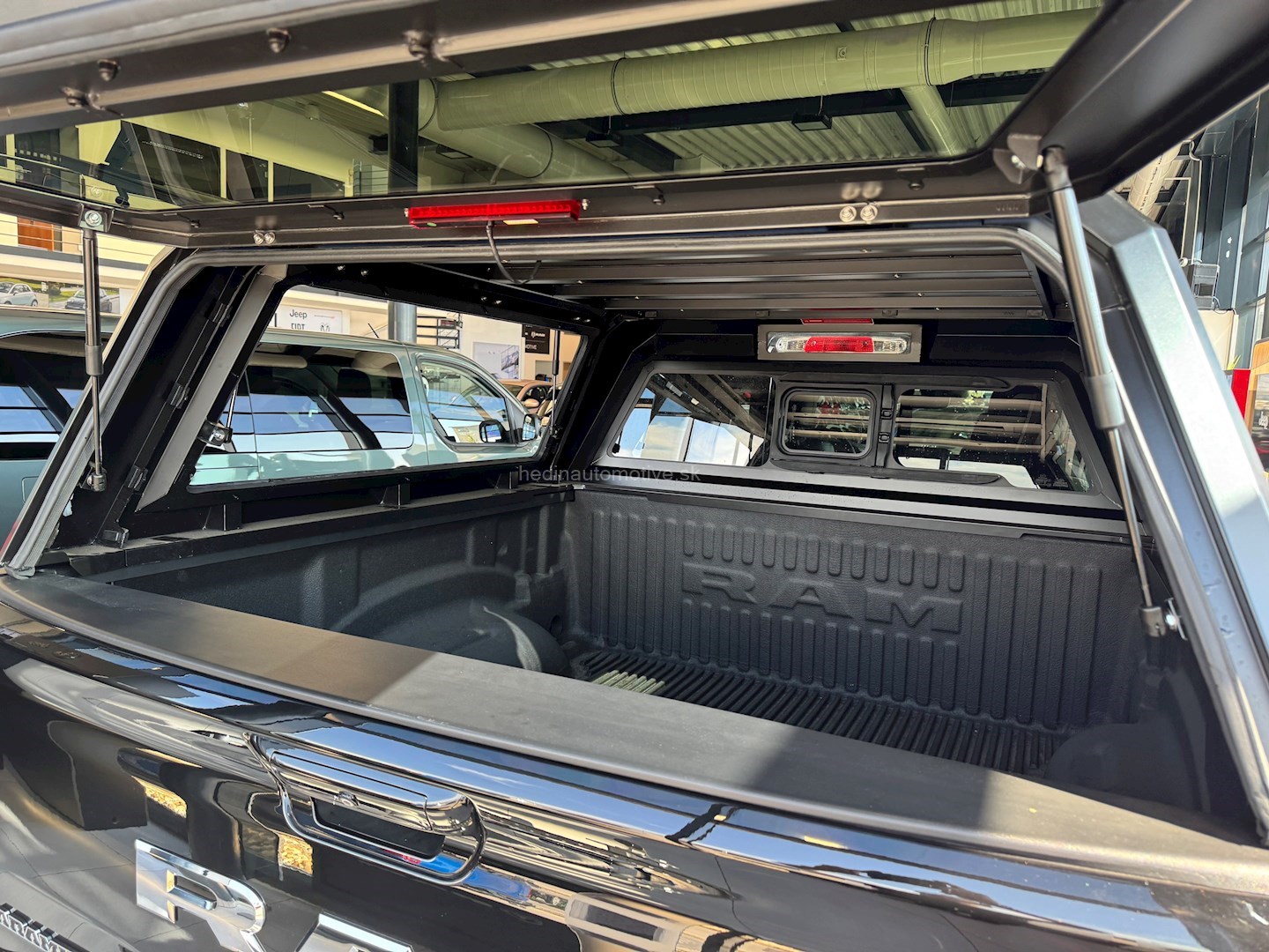 Dodge Ram CrewCab 3,0 309 kW, Słowacja — zdjęcie 9 z 9