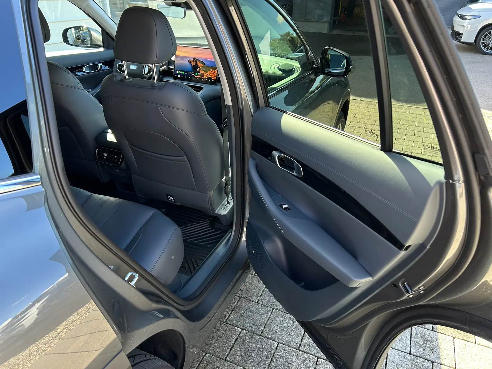 Geely E5 160 kW 68,4 automat rok 2026, szary, 25 km, Niemcy — zdjęcie 13 z 16