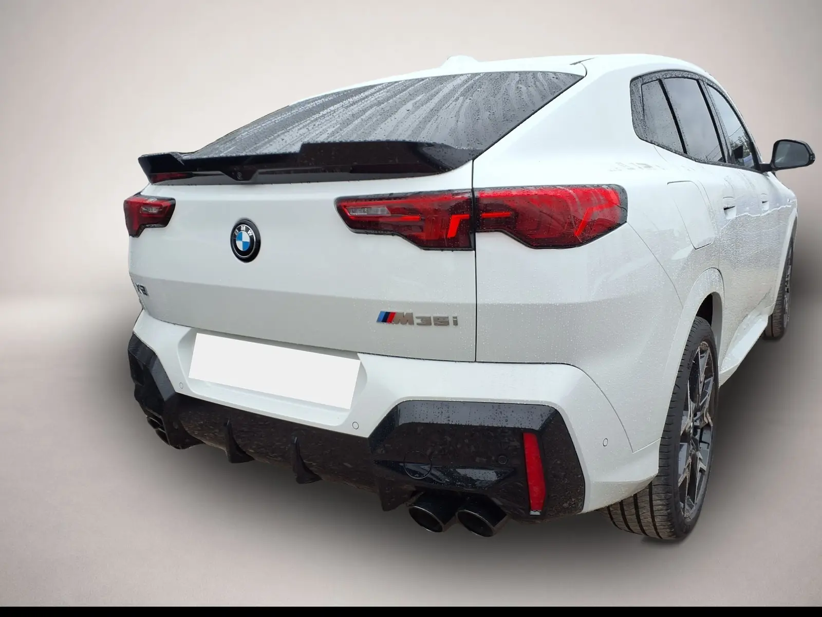 BMW X2 4x4 2,0 221 kW automat rok 2026, biały, 14 693 km, Niemcy — zdjęcie 3 z 5