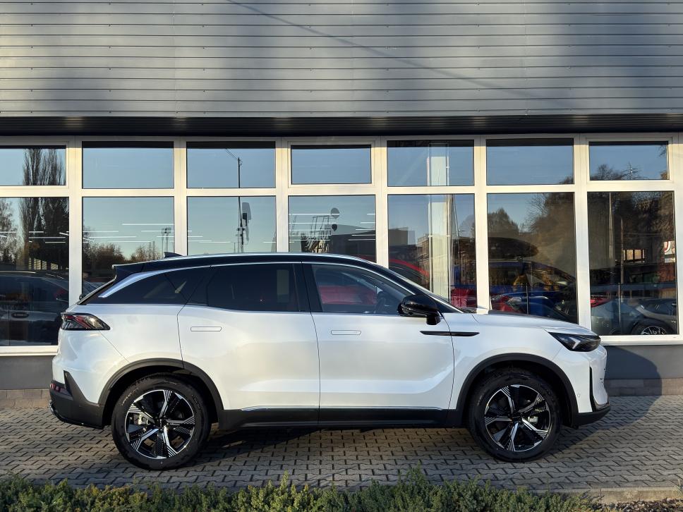 BAIC x7 1,5 130 kW automat, Słowacja — zdjęcie 2 z 20