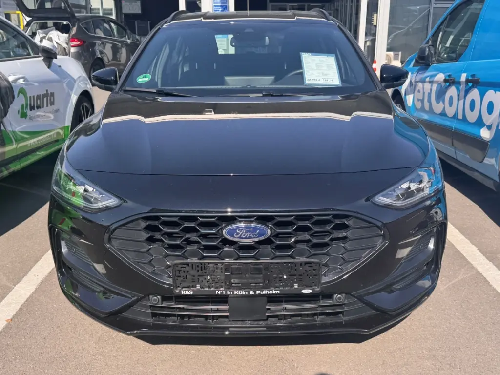 Ford Focus 1,0 92 kW manualna rok 2025, czarny, 11 500 km, Niemcy — zdjęcie 2 z 24
