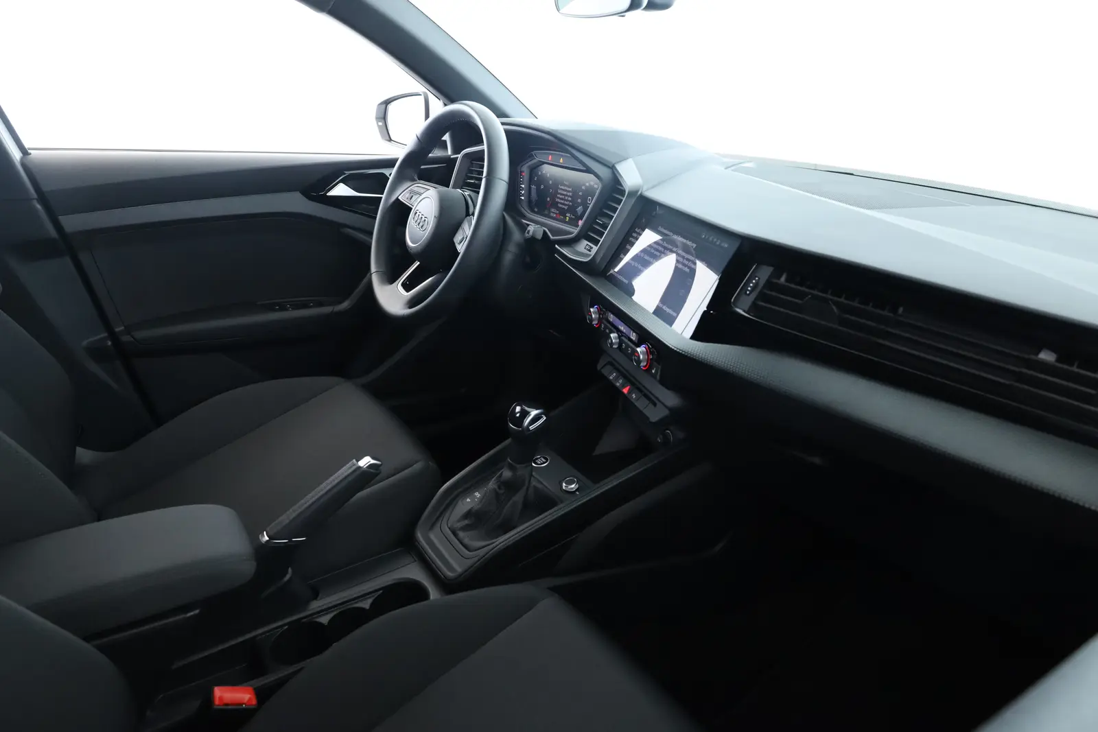 Audi A1 1,0 70 kW TFSI automat rok 2025, biały, 13 300 km, Niemcy — zdjęcie 7 z 40