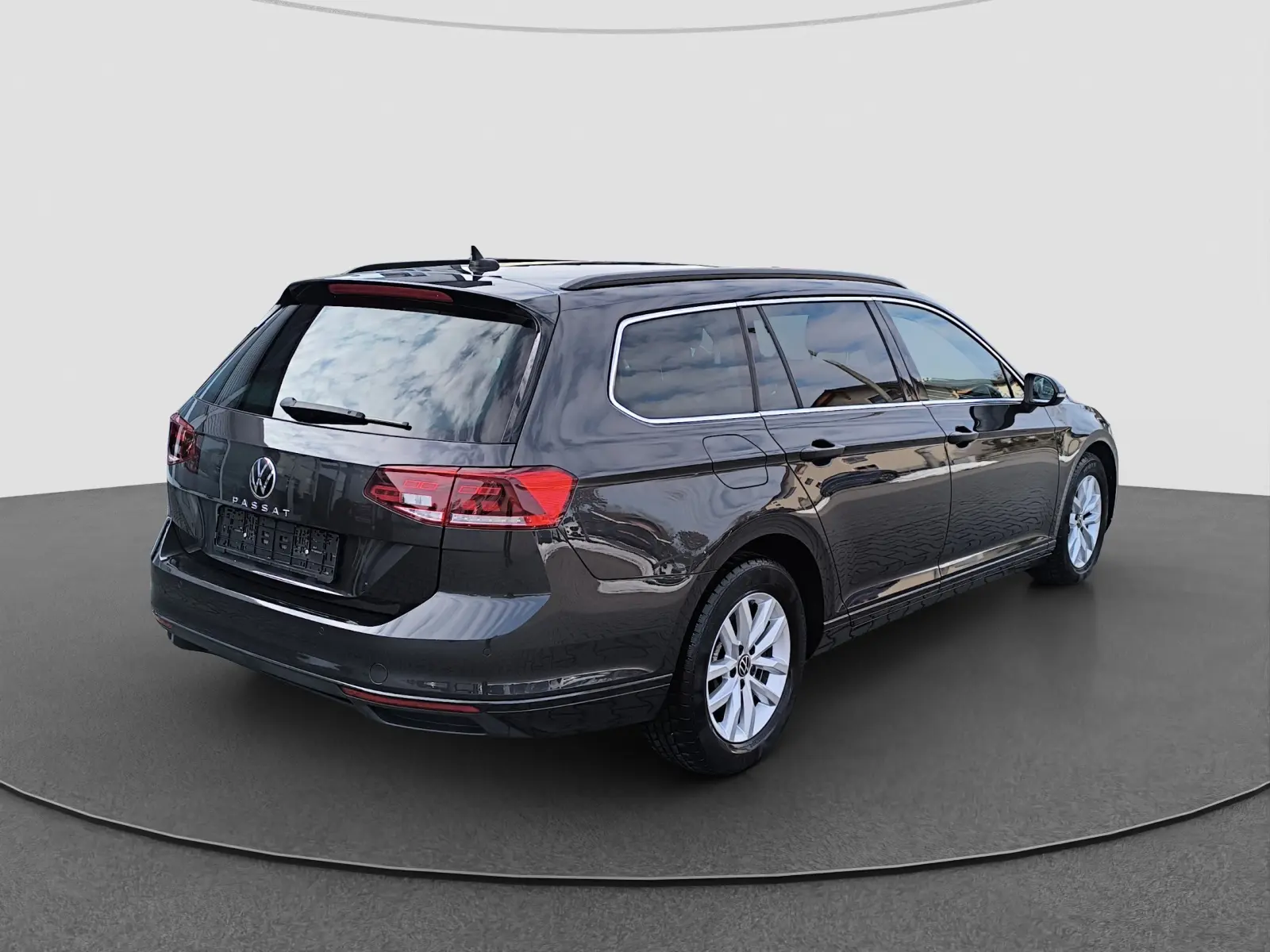 Volkswagen Passat 110 kW 2.0 TDI DSG rok 2020, szary, 42 500 km, Niemcy — zdjęcie 3 z 19