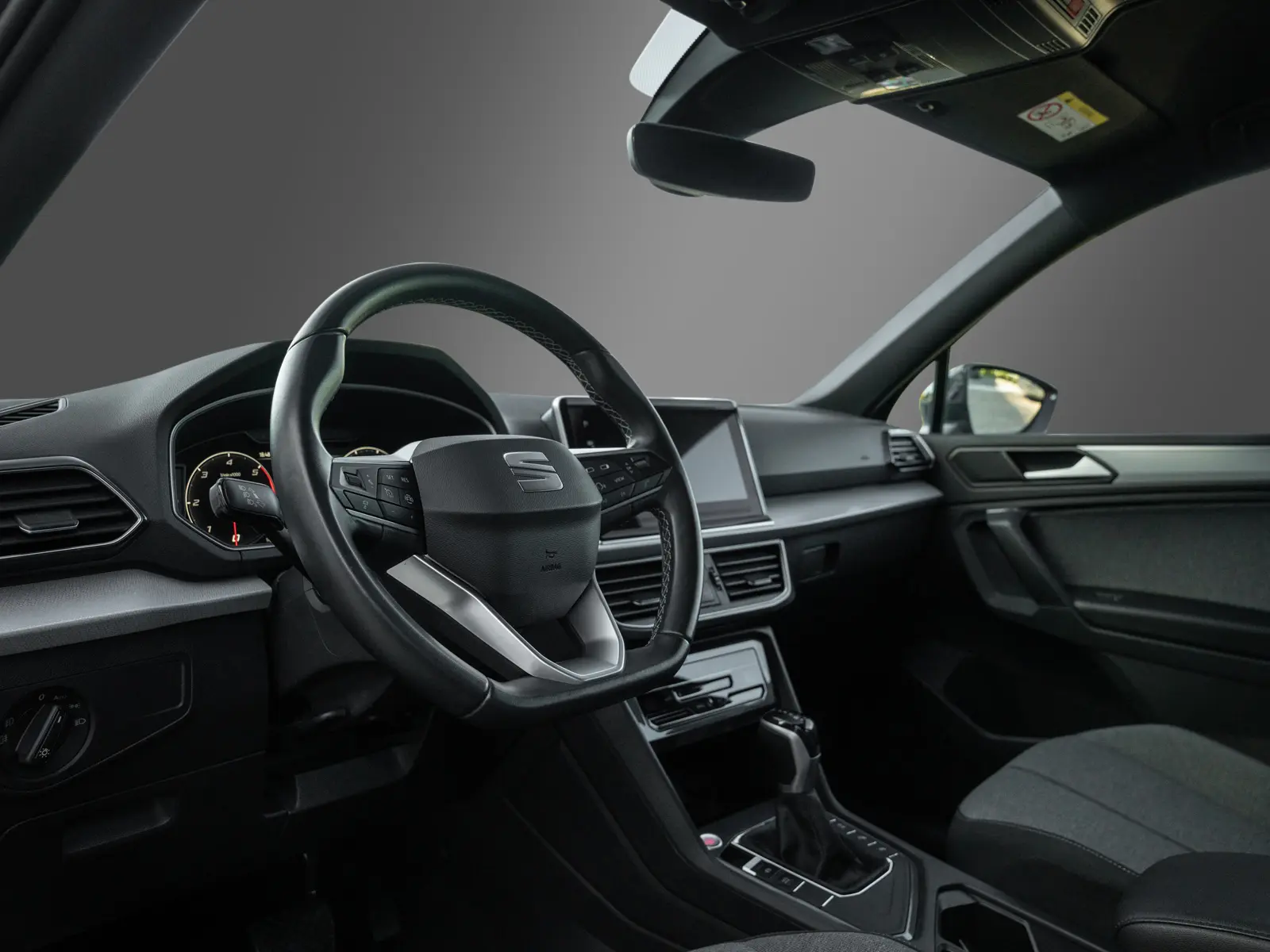 Seat Tarraco 2,0 110 kW automat rok 2023, szary, 78 279 km, Niemcy — zdjęcie 13 z 33