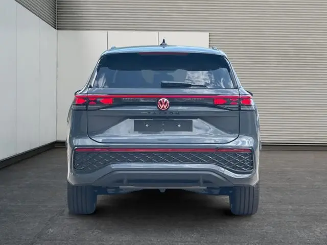 Volkswagen Tayron 200 kW 1.5 TSI 130 85 DSG rok 2026, szary, 10 km, Niemcy — zdjęcie 4 z 16