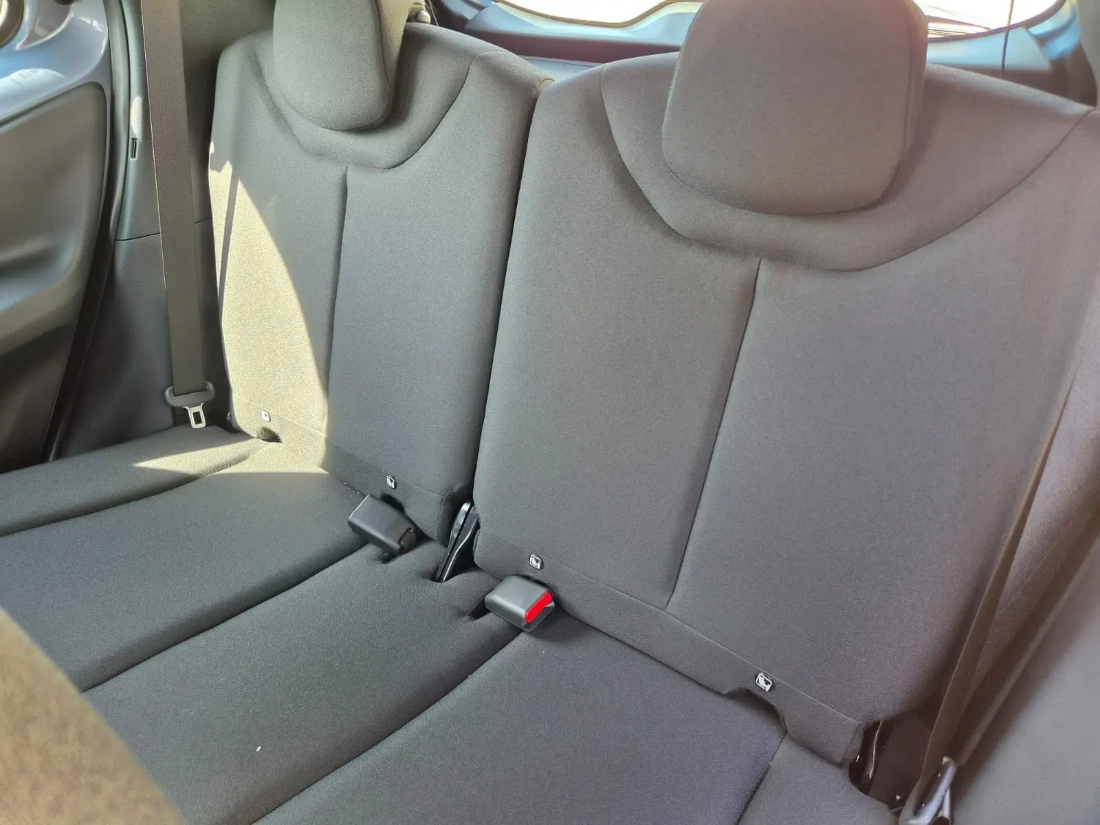 Toyota Aygo 1,5 85 kW automat rok 2026, czarny, 2 km, Niemcy — zdjęcie 12 z 23