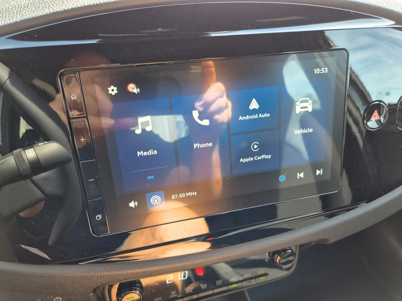 Toyota Aygo 1,5 85 kW automat rok 2026, czarny, 2 km, Niemcy — zdjęcie 16 z 23