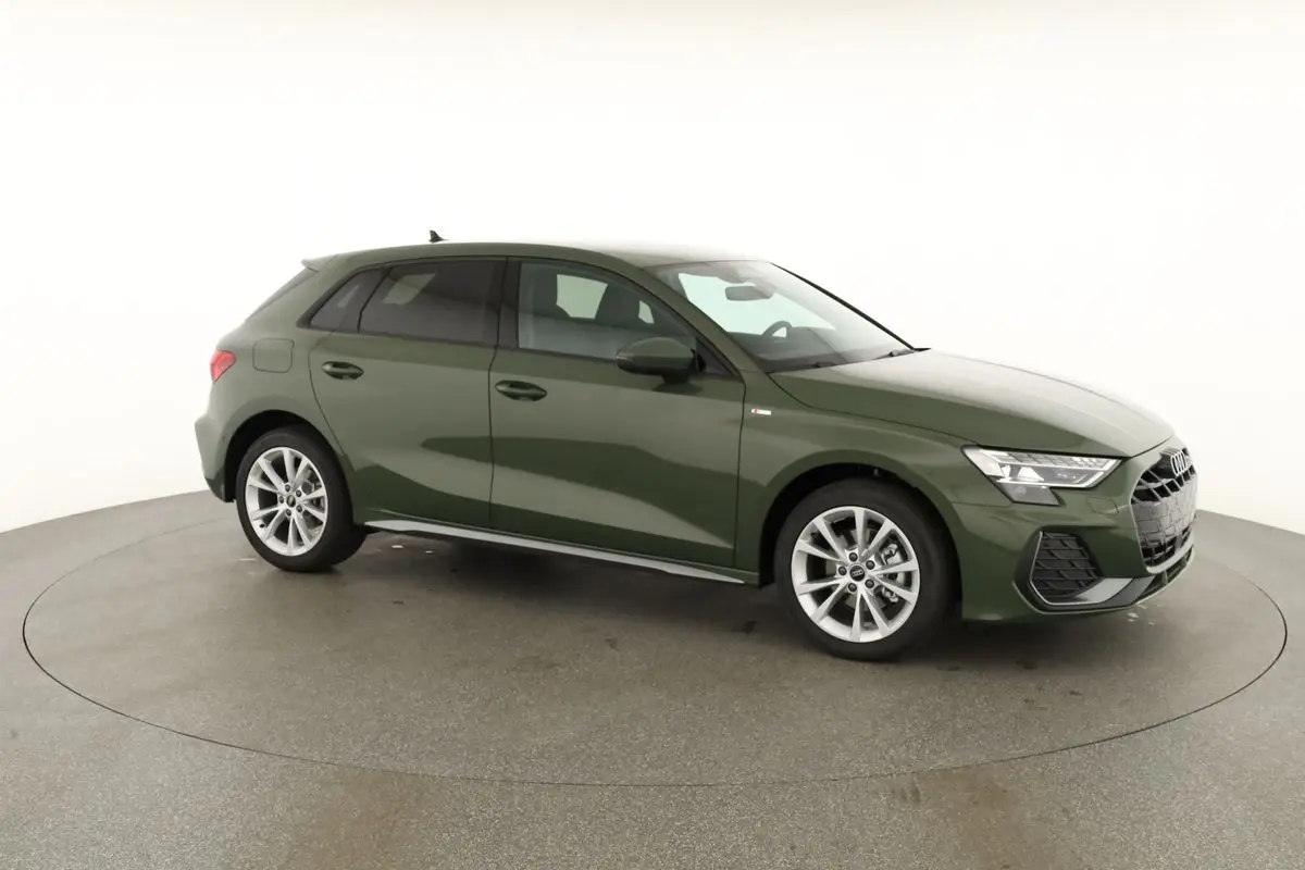 Audi A3 1,5 110 kW TFSI automat rok 2026, zielony, 10 km, Niemcy — zdjęcie 9 z 40