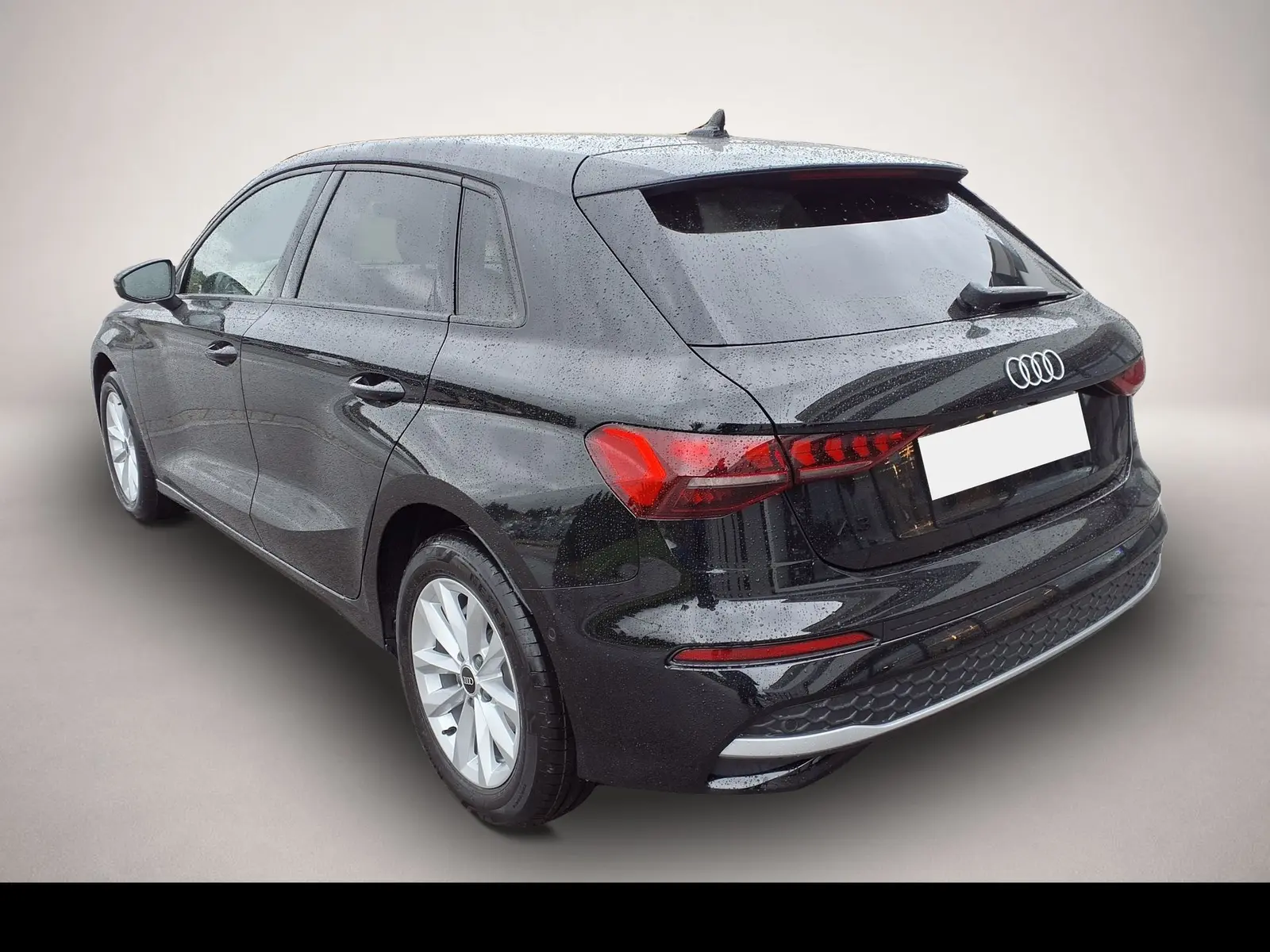 Audi A3 85 kW 1.5 TFSI automat, czarny, 50 km, Niemcy — zdjęcie 2 z 4